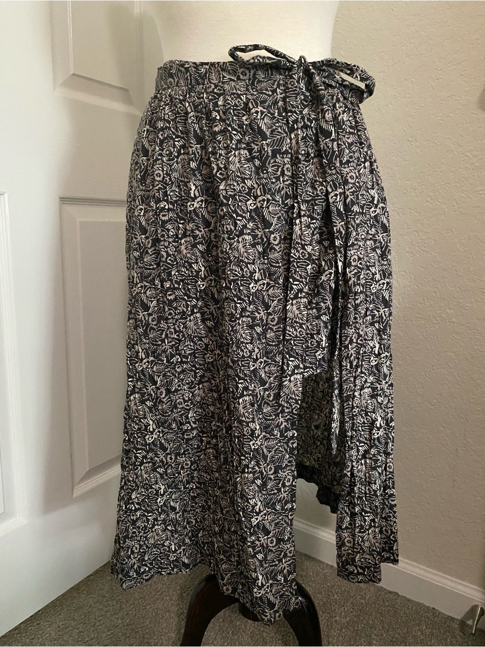 Free People Size 4 Brown Semi-wrap Skirt
